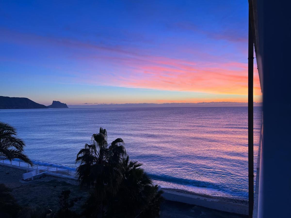 *Blue Sea Studio Altea * At The Beach Luaran gambar